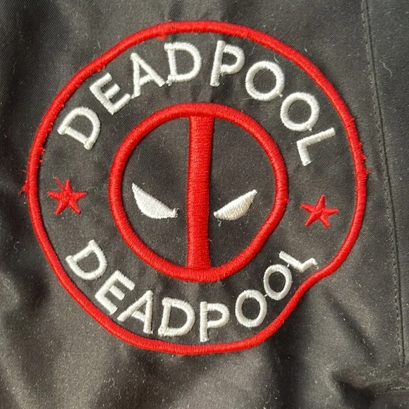 Deadpool varsity jacket - Picture 6 of 9